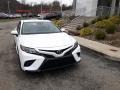 2020 Super White Toyota Camry SE  photo #26