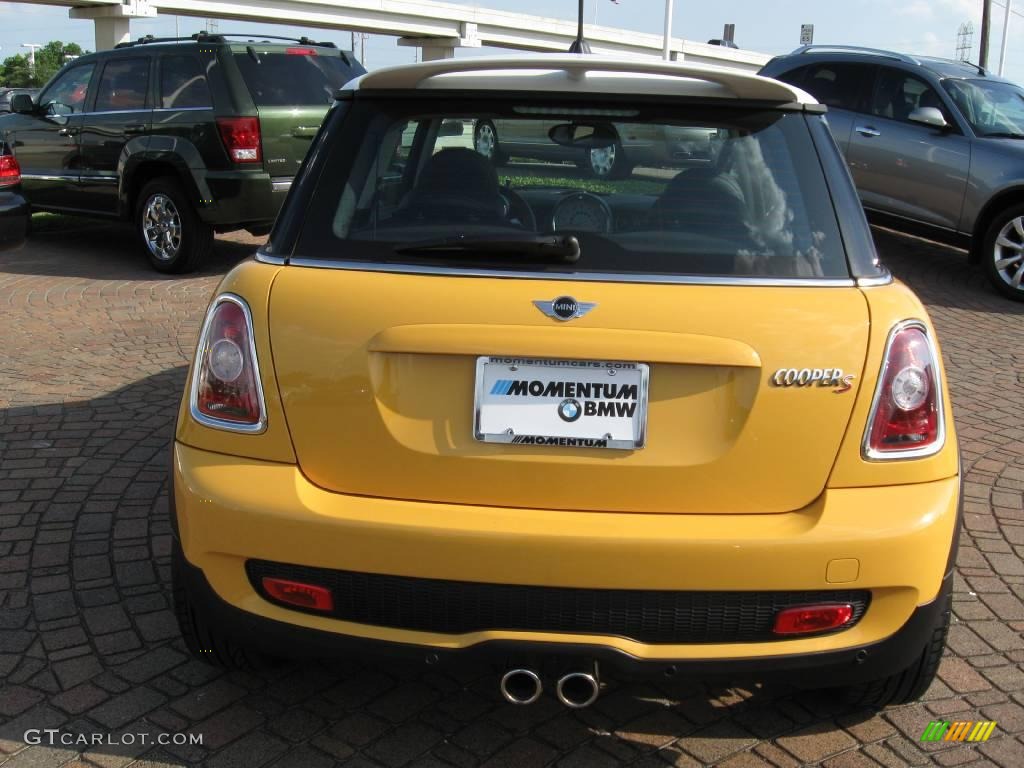 2009 Cooper S Hardtop - Mellow Yellow / Black/Grey photo #7