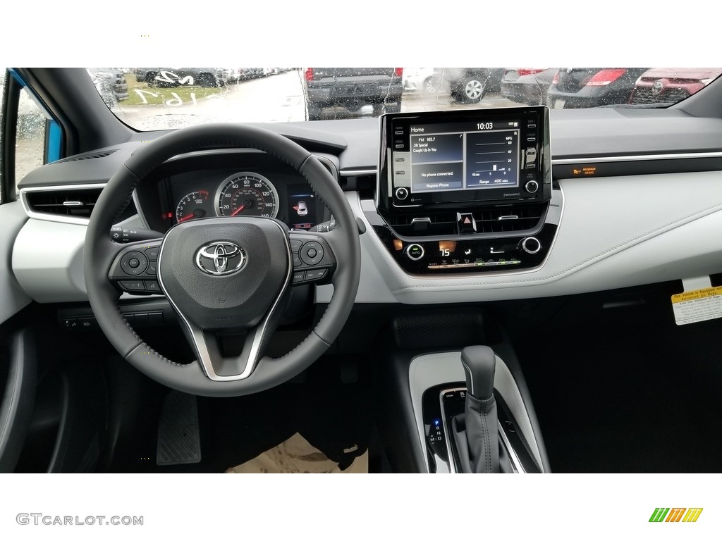 2020 Corolla Hatchback SE - Blue Flame / Moonstone photo #4