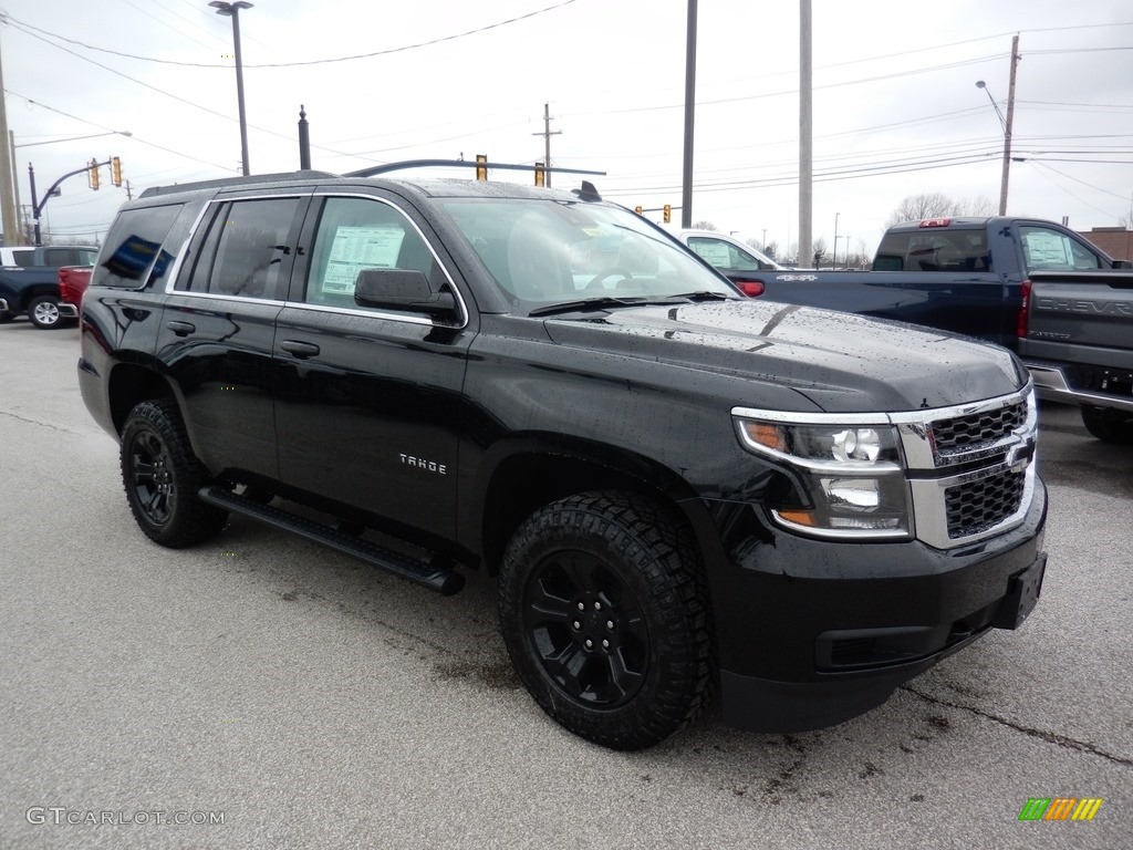 Black 2020 Chevrolet Tahoe LS 4WD Exterior Photo #137702947