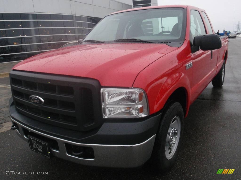 2007 F250 Super Duty XL SuperCab - Red Clearcoat / Tan photo #9