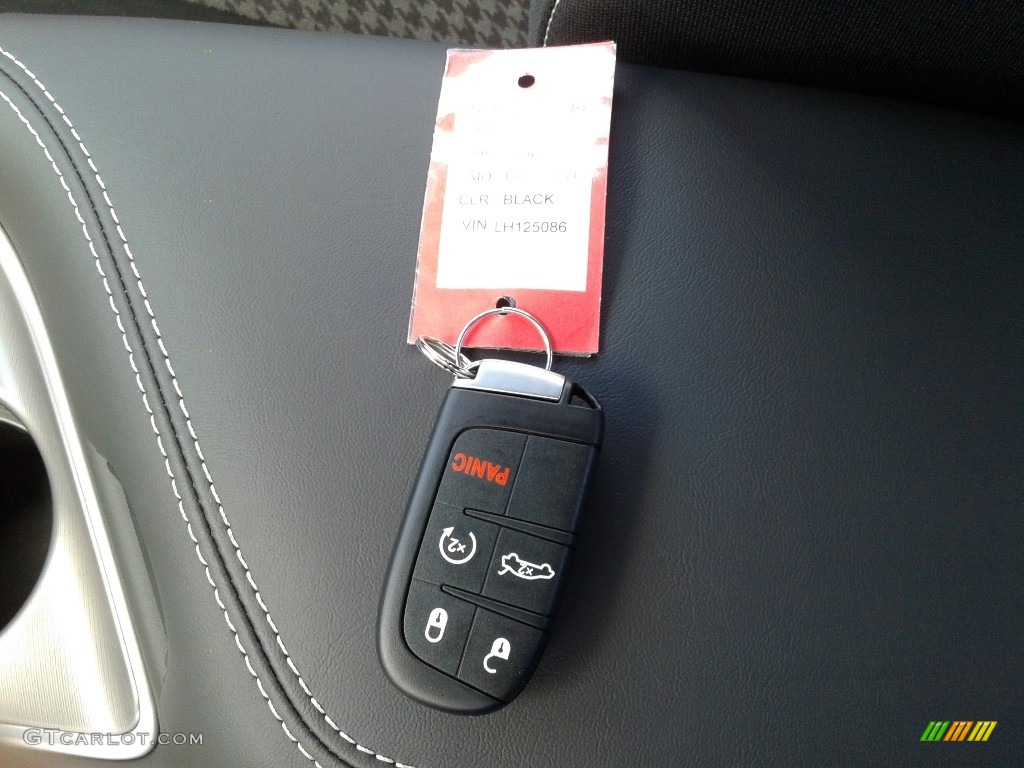 2020 Dodge Challenger SRT Hellcat Widebody Keys Photo 137719935