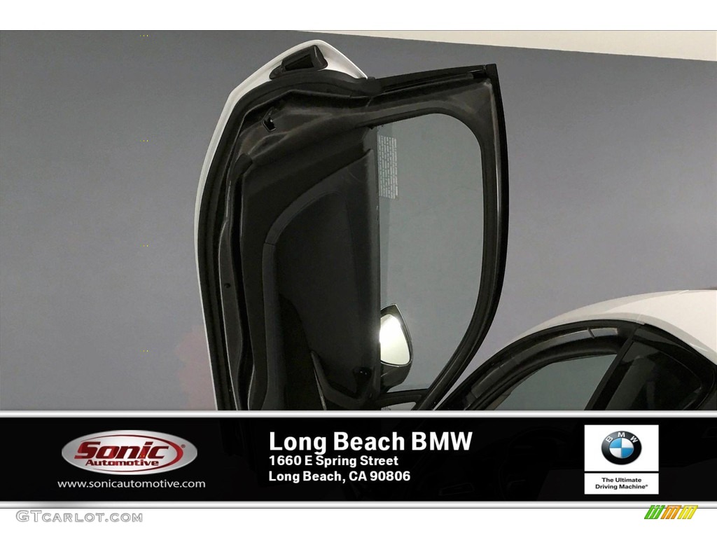 2020 i8 Coupe - Crystal White Pearl Metallic / Giga Amido photo #13