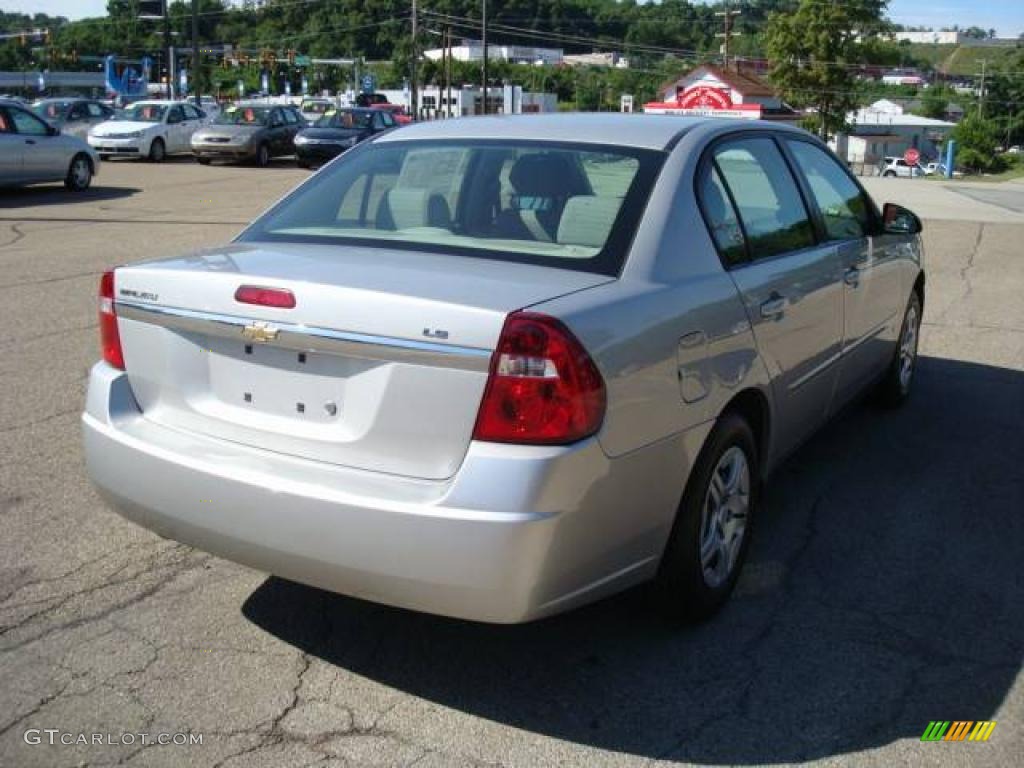 2006 Malibu LS Sedan - Silverstone Metallic / Titanium Gray photo #4