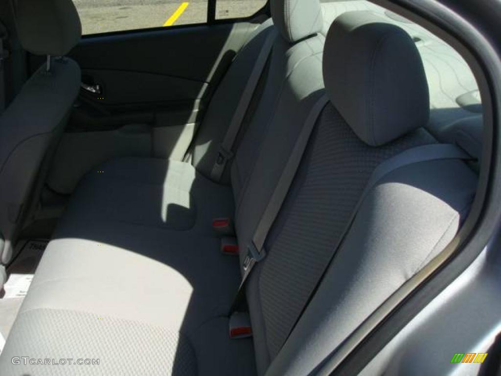2006 Malibu LS Sedan - Silverstone Metallic / Titanium Gray photo #8