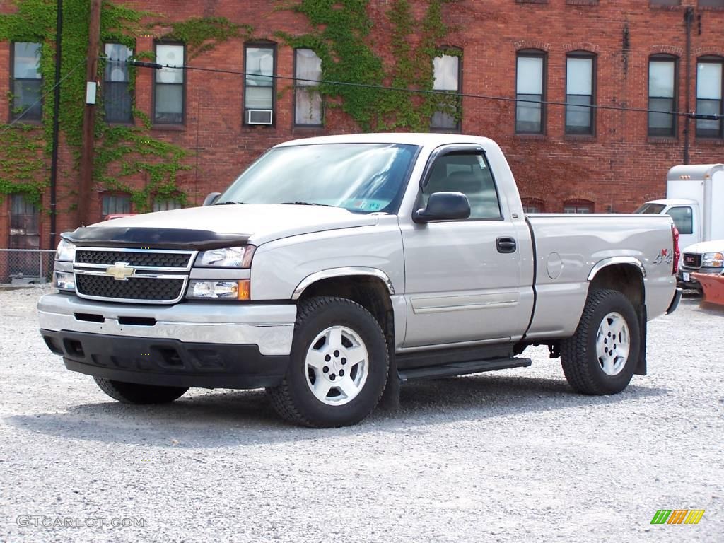 2006 Silverado 1500 LT Regular Cab 4x4 - Silver Birch Metallic / Dark Charcoal photo #1