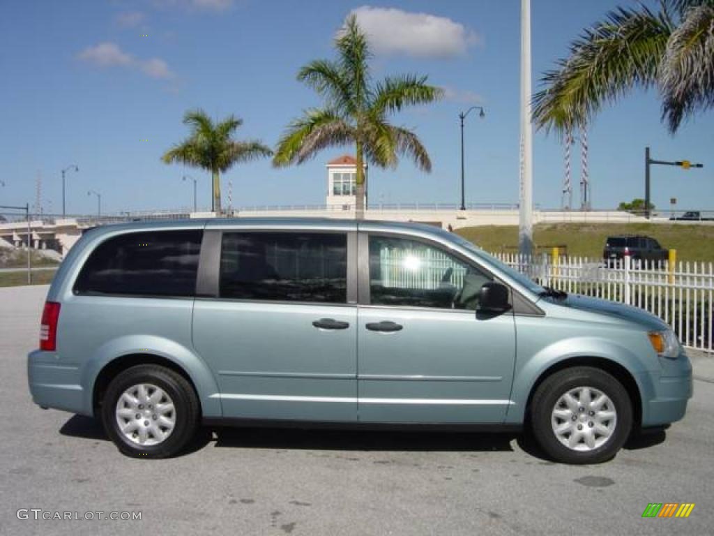 2008 Town & Country LX - Clearwater Blue Pearlcoat / Medium Pebble Beige/Cream photo #7
