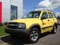 Yellow - Tracker ZR2 4WD Hard Top Photo No. 3