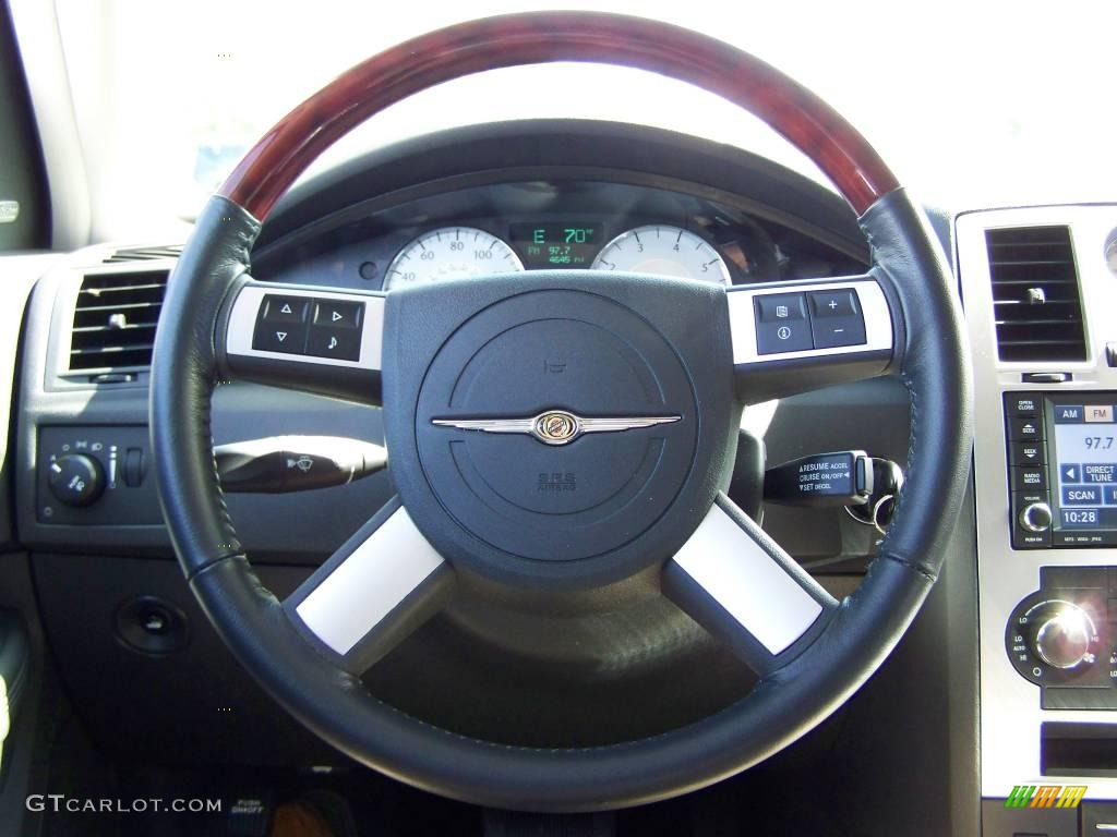 2008 300 C HEMI Walter P. Chrysler Executive Series - Brilliant Black Crystal Pearl / Dark Slate Gray photo #21