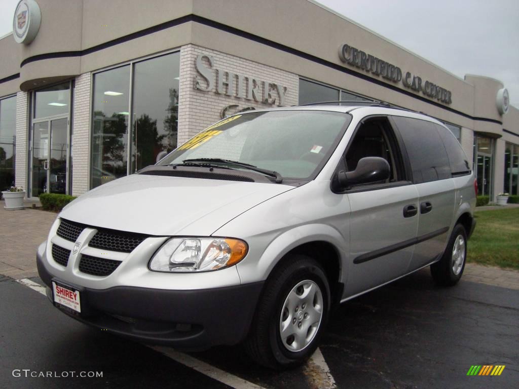 2003 Caravan SE - Bright Silver Metallic / Gray photo #1