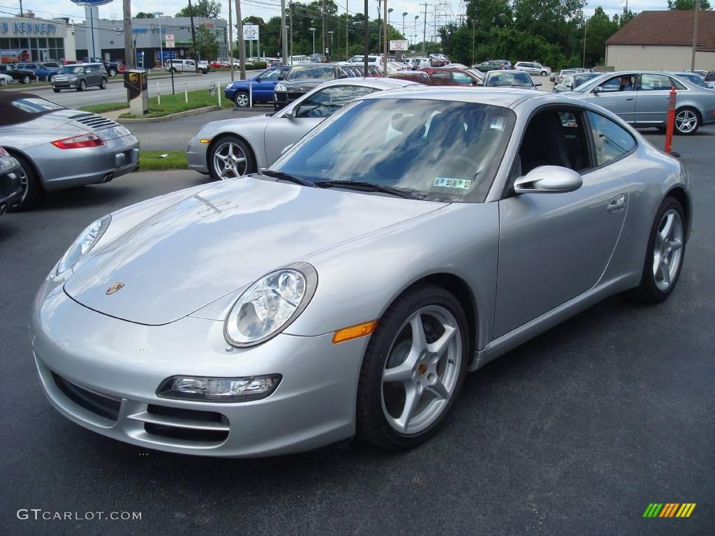 Arctic Silver Metallic Porsche 911