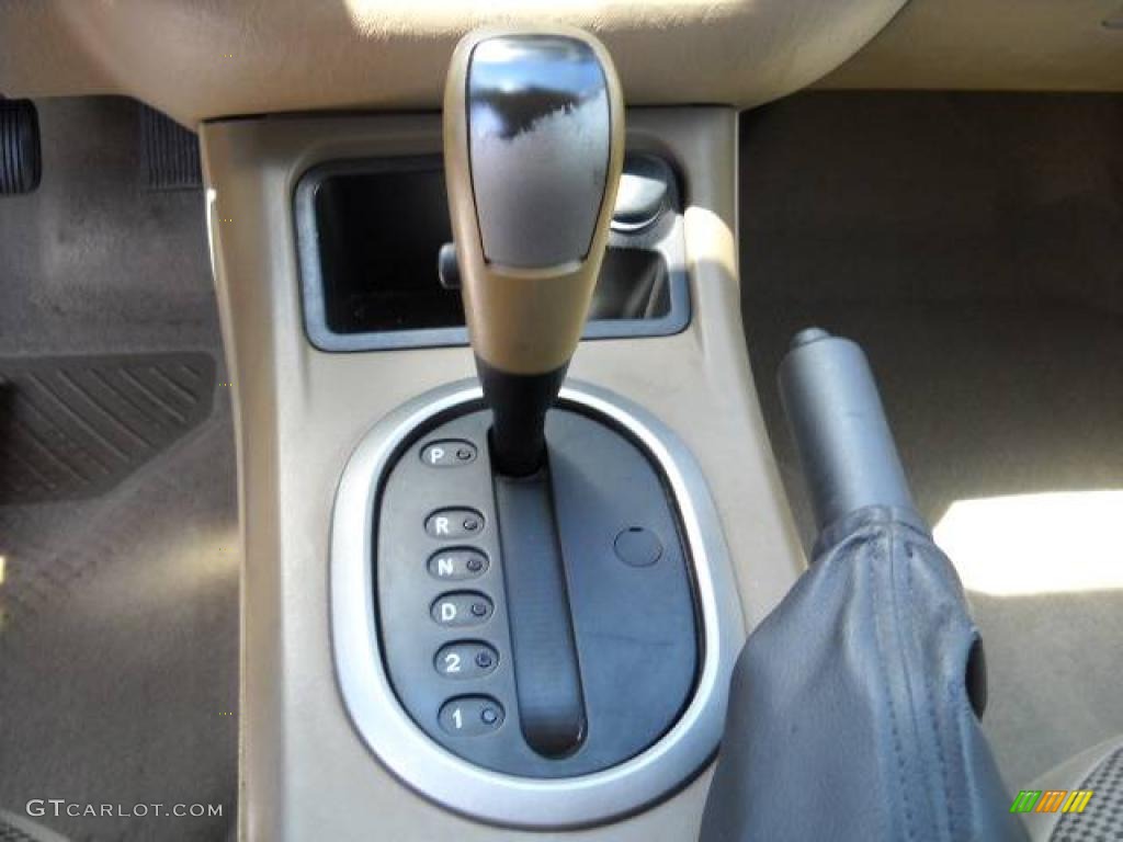 2005 Escape XLT V6 - Titanium Green Metallic / Medium/Dark Pebble Beige photo #30