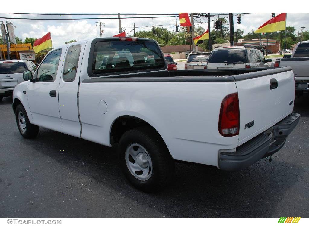 2001 F150 XL SuperCab - Oxford White / Medium Graphite photo #7