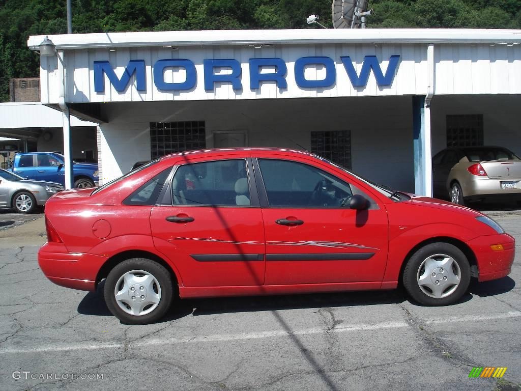 2002 Focus LX Sedan - Infra Red / Medium Graphite photo #1