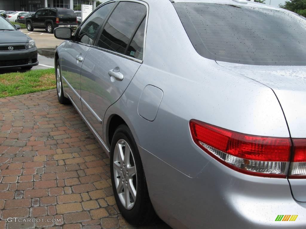 2004 Accord EX V6 Sedan - Satin Silver Metallic / Black photo #5