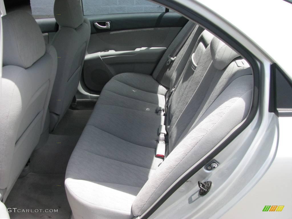2006 Sonata GL - Bright Silver / Gray photo #10