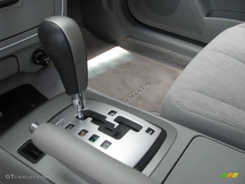 2006 Sonata GL - Bright Silver / Gray photo #14