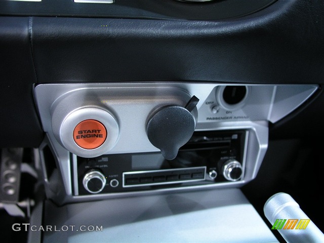 2005 Ford GT Standard GT Model Controls Photo #137985