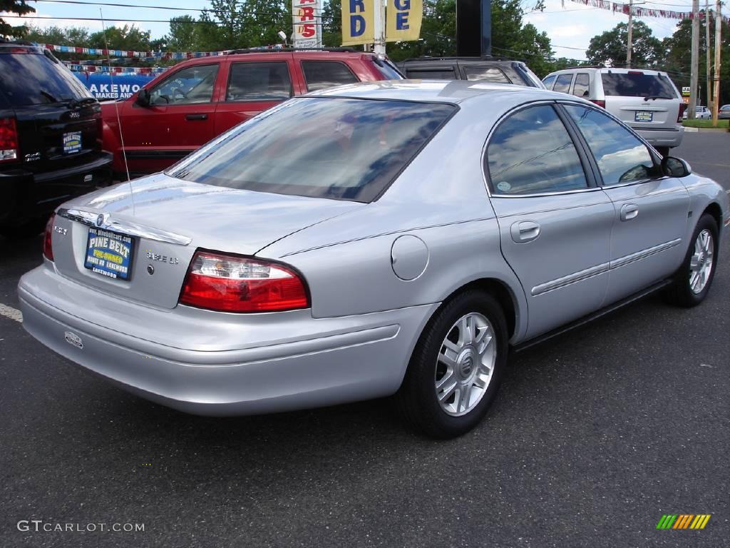 2004 Sable LS Premium Sedan - Silver Frost Metallic / Medium Graphite photo #4