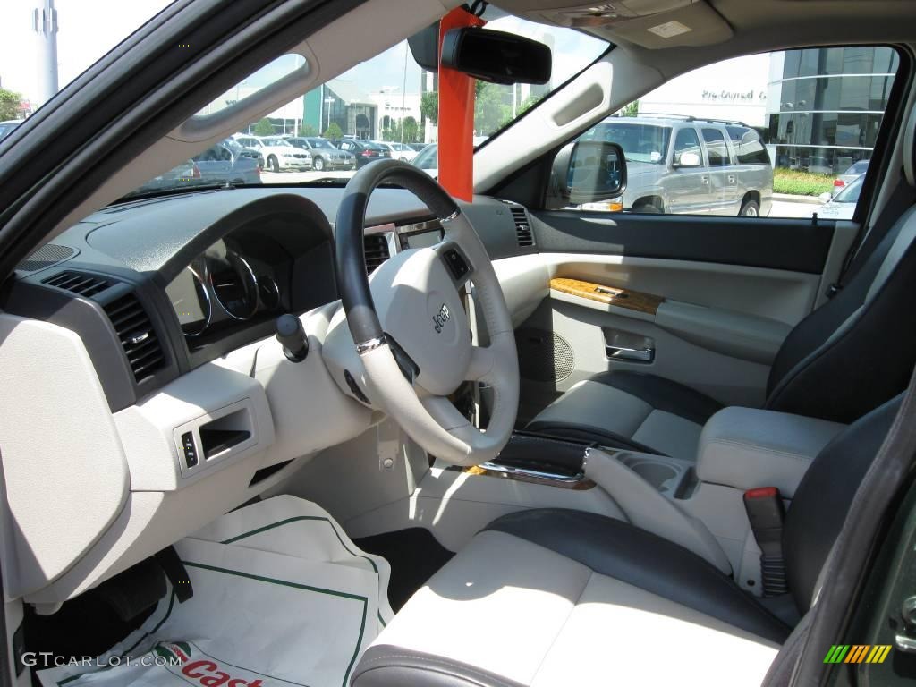 2008 Grand Cherokee Limited - Jeep Green Metallic / Dark Slate Gray/Light Graystone photo #11