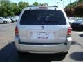 Silver Metallic - Mariner Luxury 4WD Photo No. 3