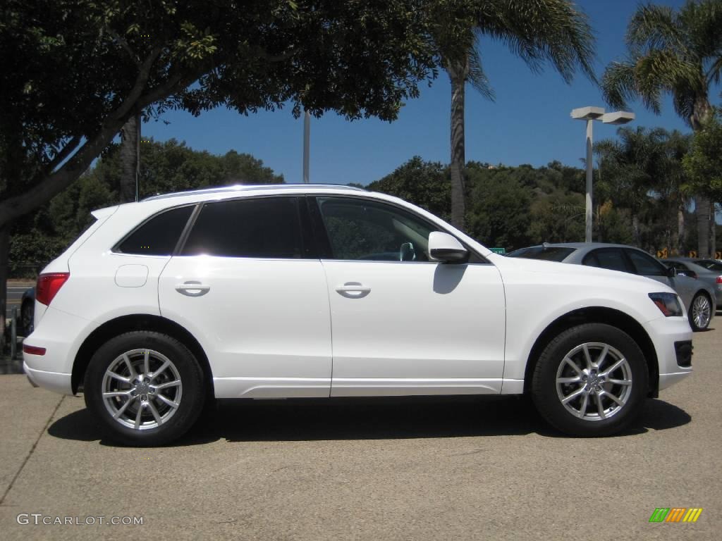 2009 Q5 3.2 Premium quattro - Ibis White / Cardamom Beige photo #3