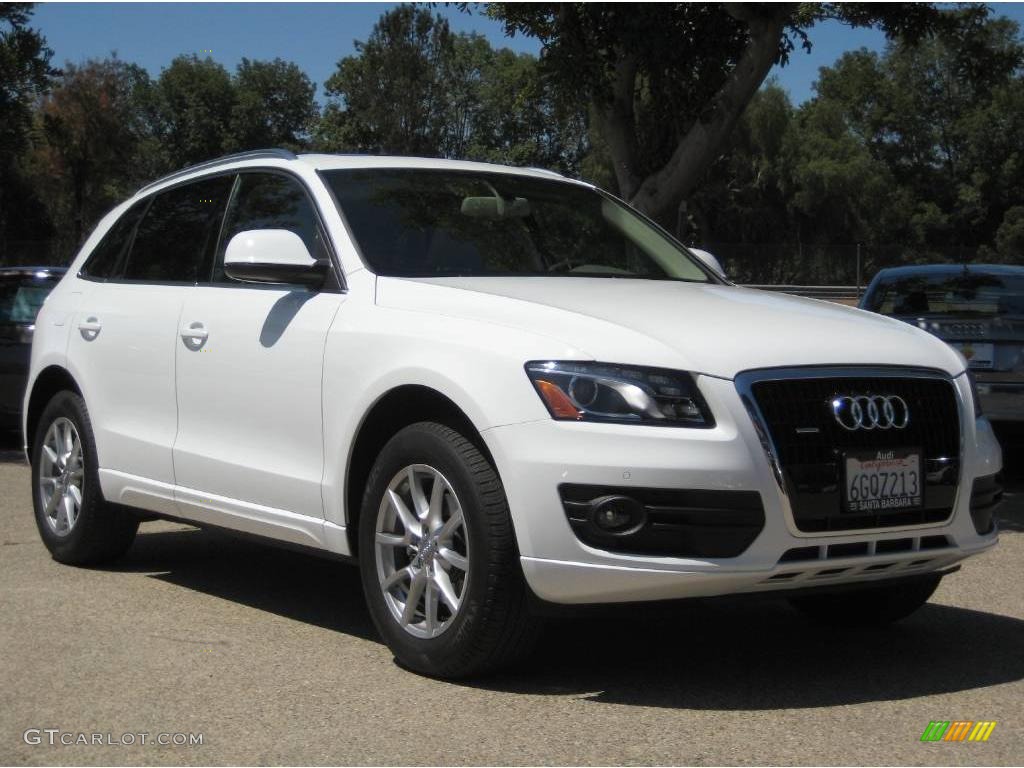 2009 Q5 3.2 Premium quattro - Ibis White / Cardamom Beige photo #4