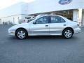 2002 Ultra Silver Metallic Pontiac Sunfire SE Sedan  photo #5