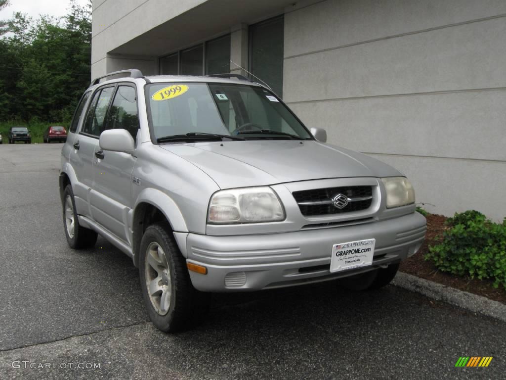 1999 Grand Vitara JLX 4WD - Silky Silver Metallic / Grey photo #1