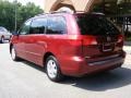 2005 Salsa Red Pearl Toyota Sienna LE  photo #4