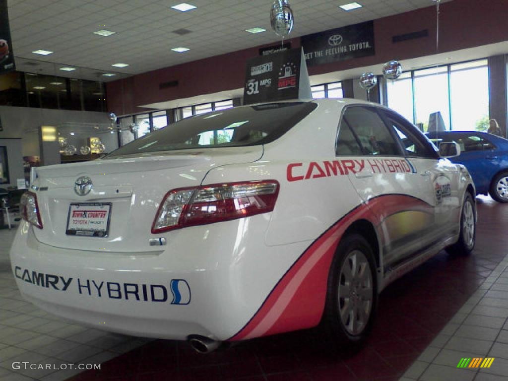 2009 Camry Hybrid - Super White / Ash photo #3