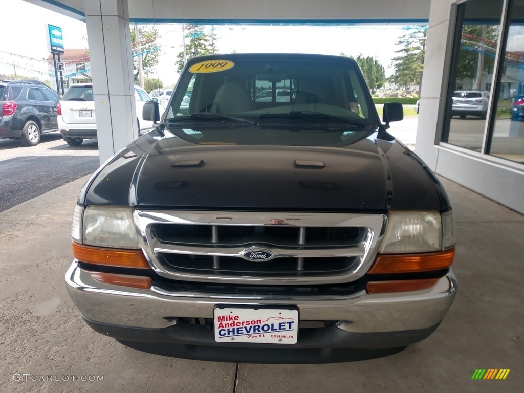 1999 Ranger XLT Regular Cab - Black Clearcoat / Medium Graphite photo #10