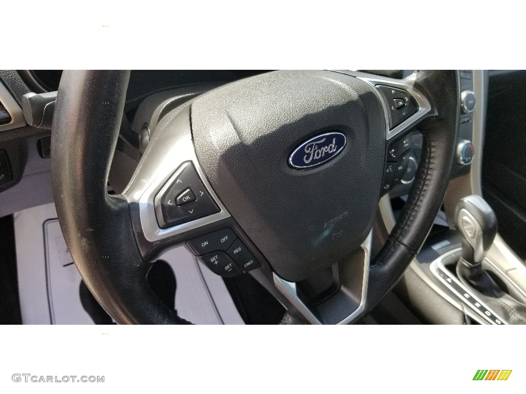 2015 Fusion SE - Ruby Red Metallic / Charcoal Black photo #15