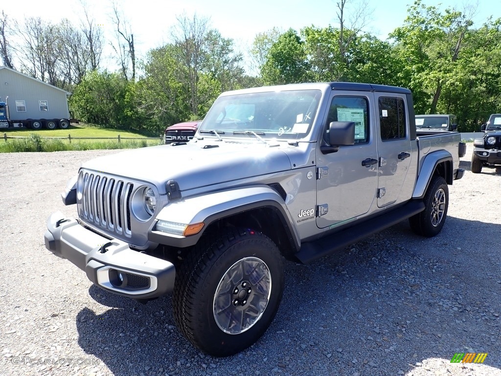 2020 Gladiator Overland 4x4 - Billet Silver Metallic / Black photo #1