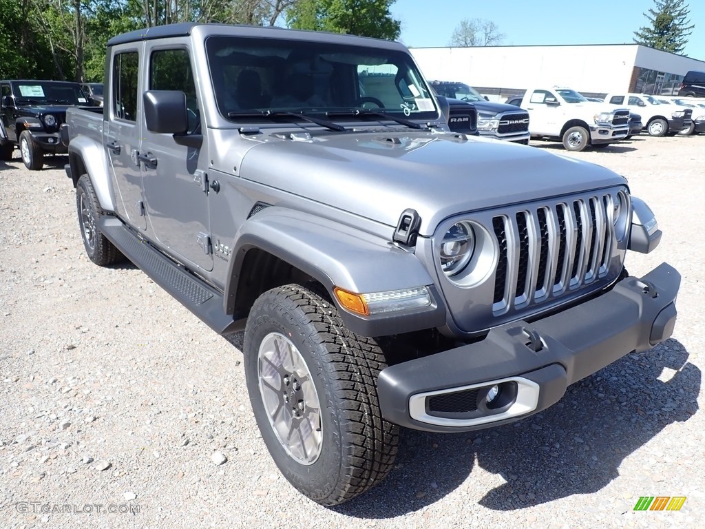 2020 Gladiator Overland 4x4 - Billet Silver Metallic / Black photo #7