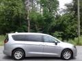 2017 Billet Silver Metallic Chrysler Pacifica LX  photo #5