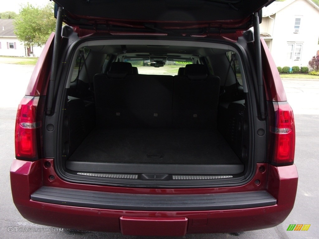 2019 Suburban LT 4WD - Siren Red Tintcoat / Jet Black photo #9