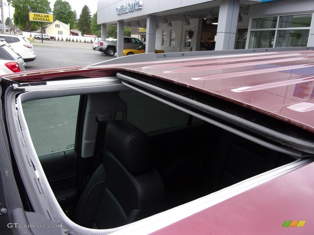 2019 Suburban LT 4WD - Siren Red Tintcoat / Jet Black photo #13