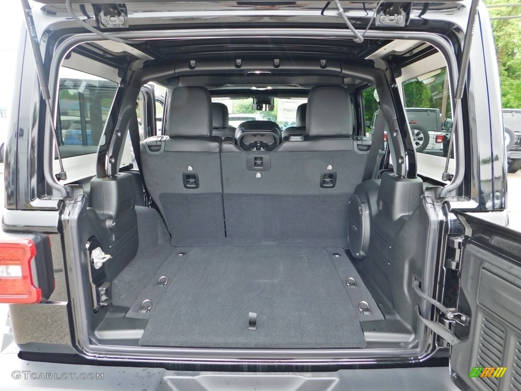 2020 Jeep Wrangler Unlimited Rubicon 4x4 Trunk Photo #138187881