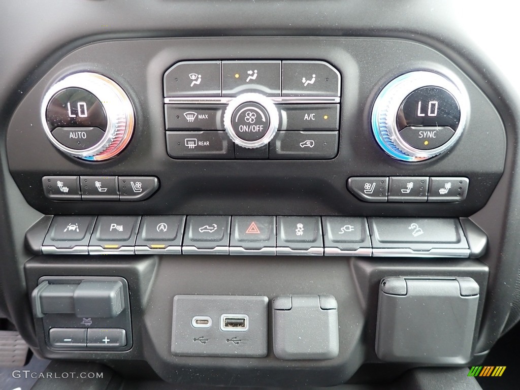 2020 GMC Sierra 1500 Denali Crew Cab 4WD Controls Photo #138192105