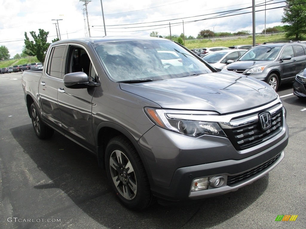 2017 Honda Ridgeline RTL-E AWD Exterior Photos