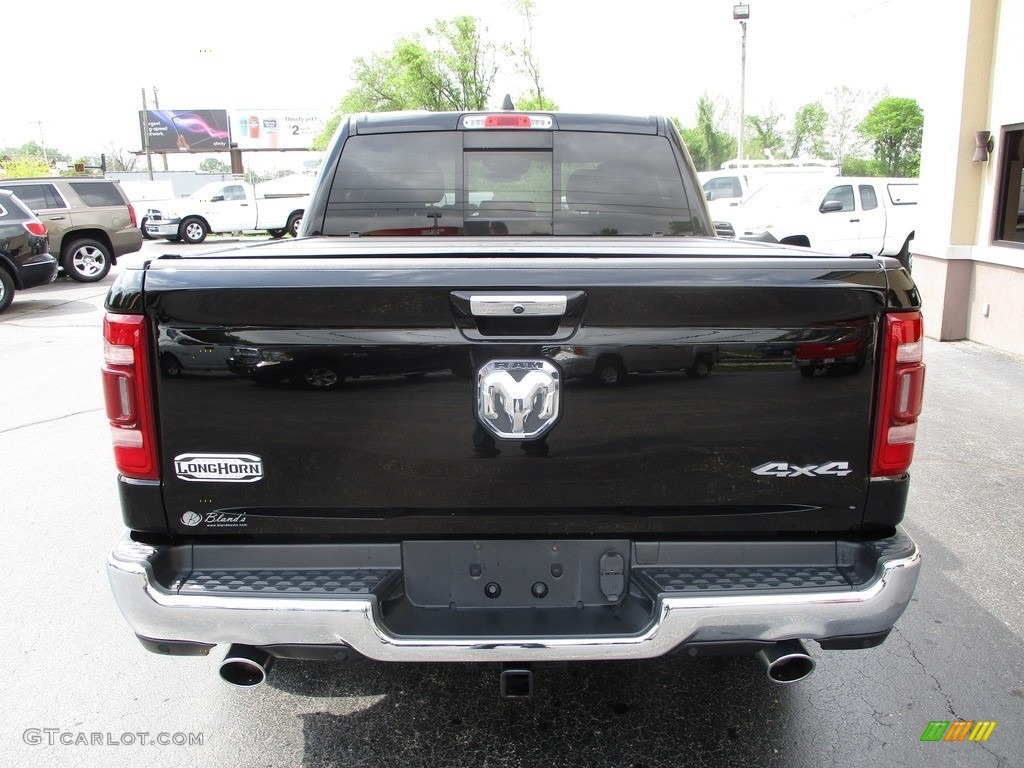 2019 1500 Long Horn Crew Cab 4x4 - Diamond Black Crystal Pearl / Black/New Saddle photo #40