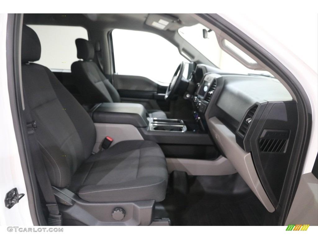 2017 F150 XL SuperCrew 4x4 - Oxford White / Earth Gray photo #15