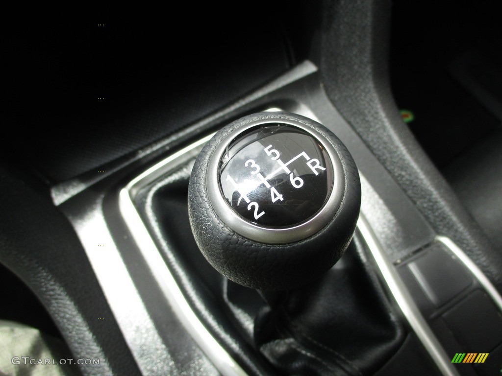 2017 Honda Civic LX Sedan 6 Speed Manual Transmission Photo #138197571