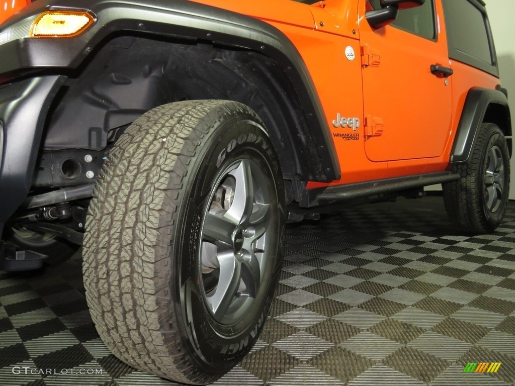 2019 Wrangler Sport 4x4 - Punk
