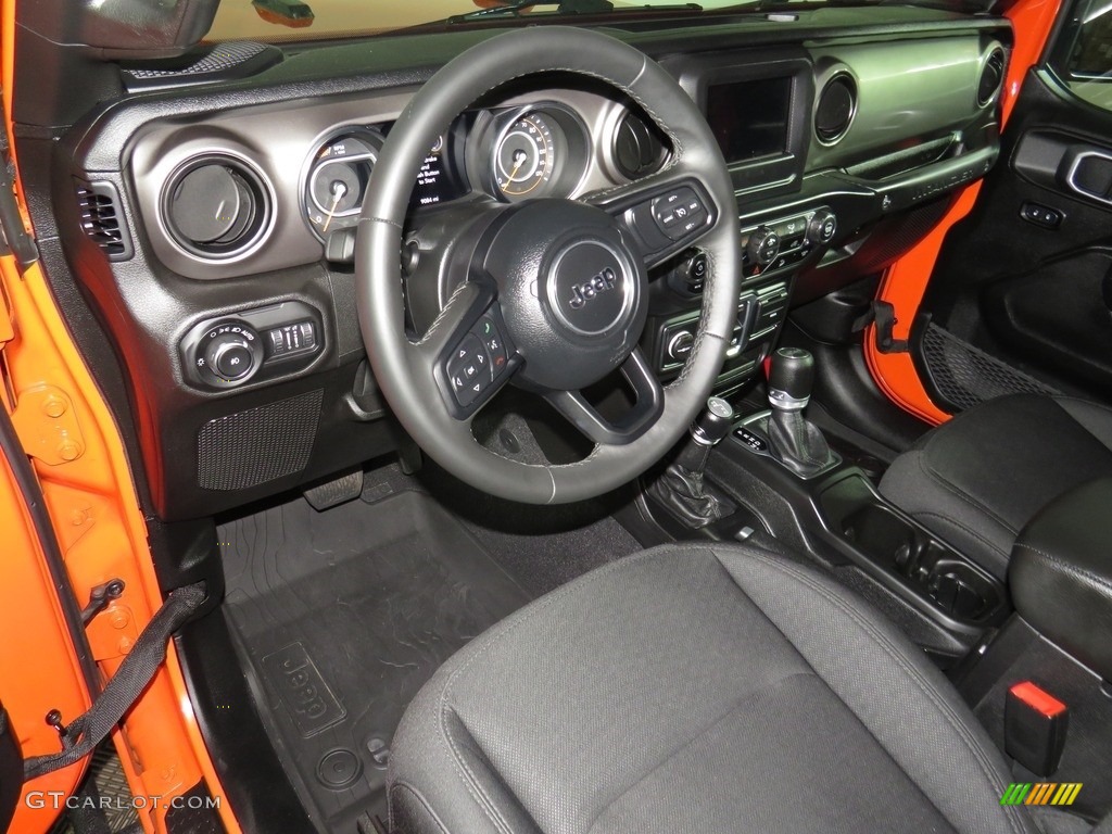 2019 Wrangler Sport 4x4 - Punk