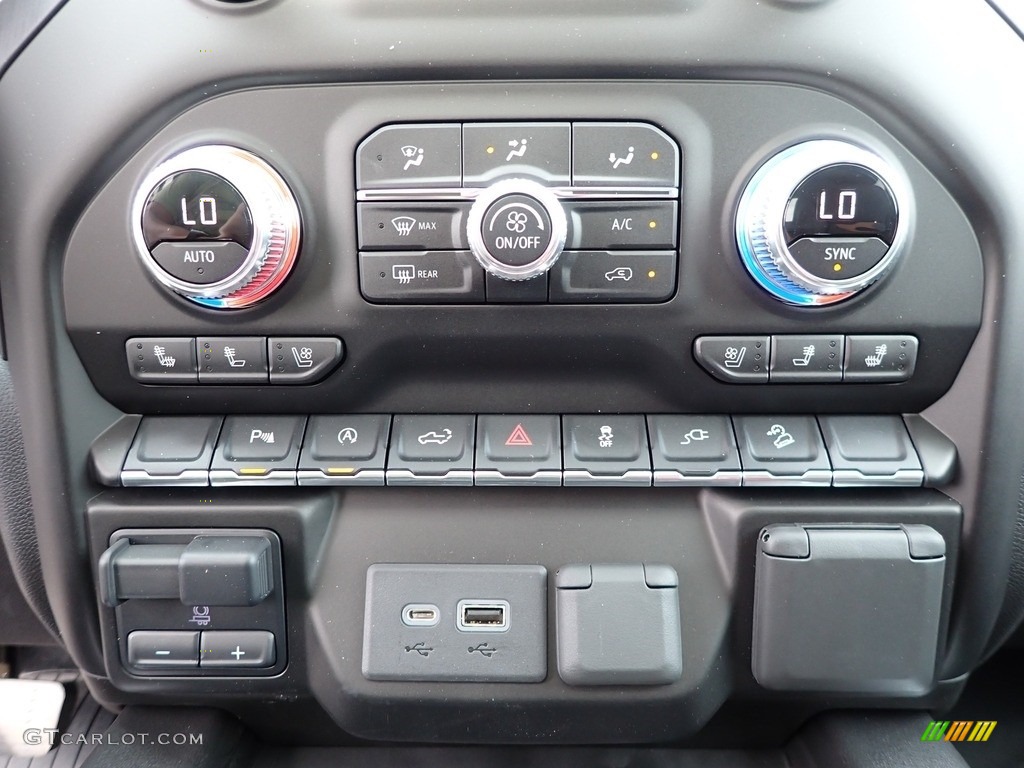 2020 GMC Sierra 1500 AT4 Crew Cab 4WD Controls Photo #138199404