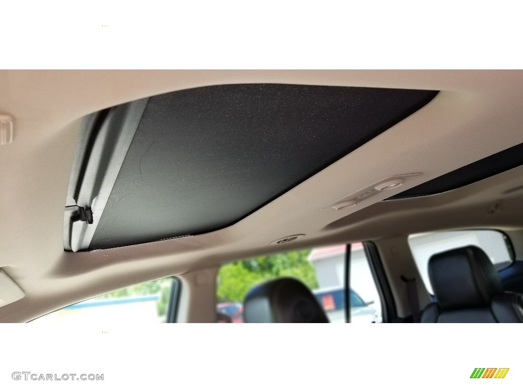 2013 Enclave Leather AWD - Champagne Silver Metallic / Choccachino Leather photo #14