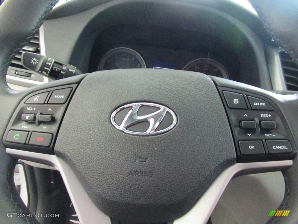 2018 Hyundai Tucson Value Black Steering Wheel Photo #138204287