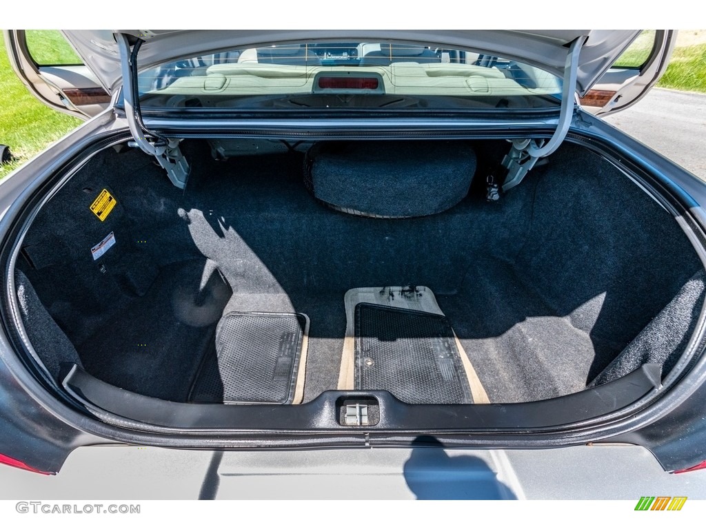 2010 Grand Marquis LS Ultimate Edition - Silver Birch Metallic / Light Camel photo #23